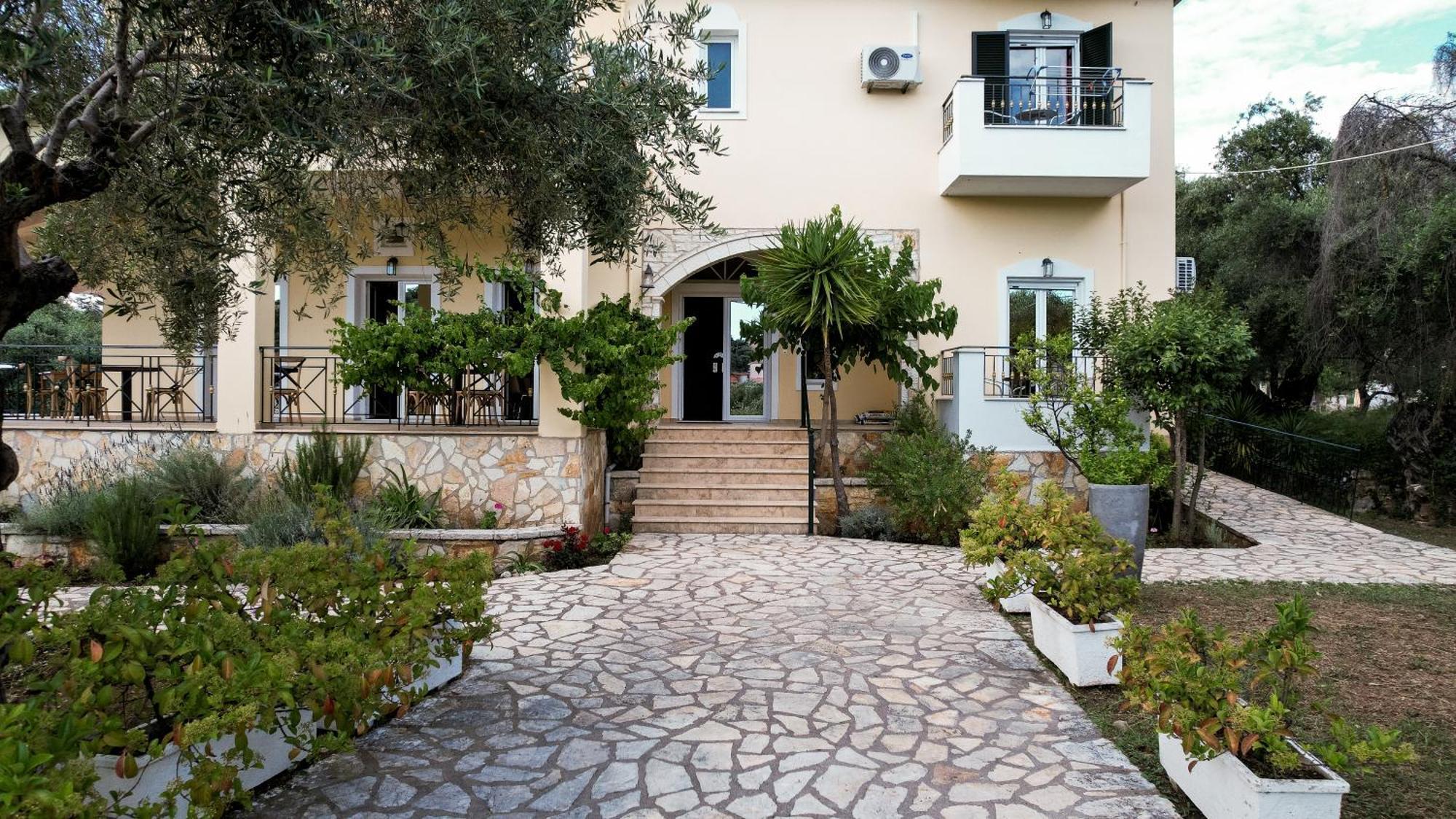 Chrisovalanto Hotel Σύβοτα Εξωτερικό φωτογραφία