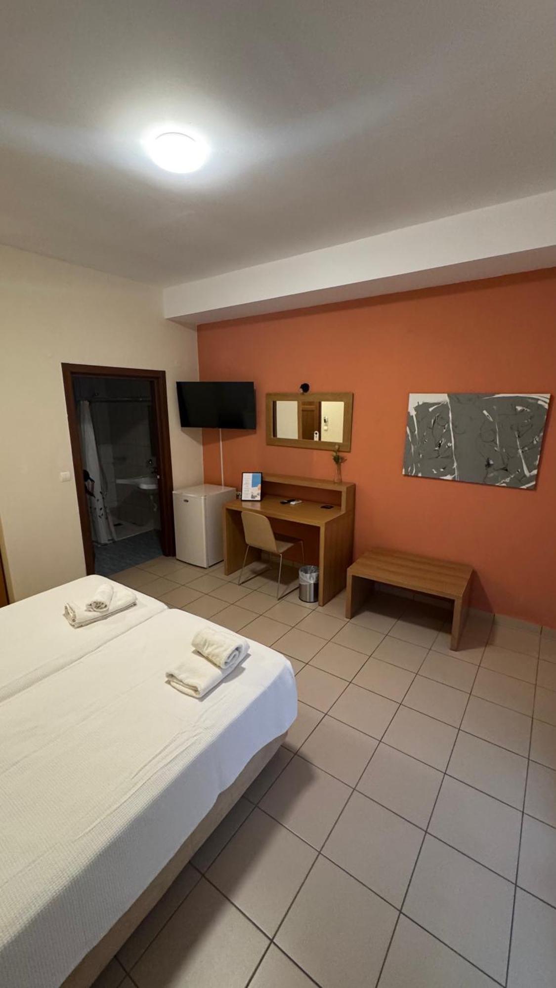 Chrisovalanto Hotel Σύβοτα Δωμάτιο φωτογραφία